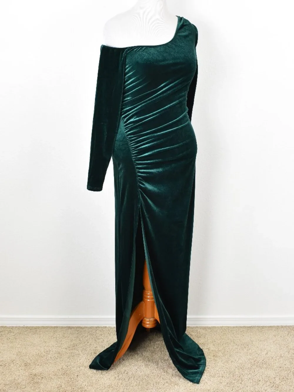 Lulu's Notorious Icon Emerald Green Velvet Asymmetrical Maxi Dress NEW - L - Picture 8 of 10